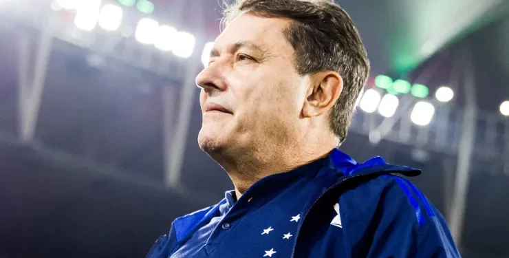 Pedrinho gastou fortuna e Cruzeiro contratou volante cão de guarda