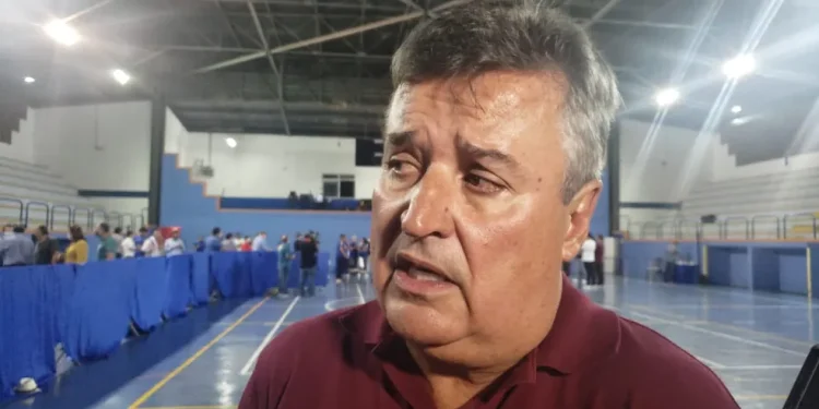 Por essa ninguém esperava: Perrella está de volta ao Cruzeiro
