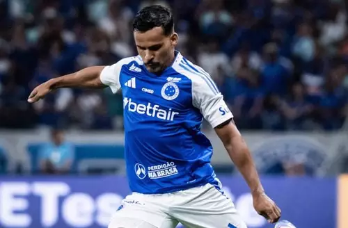 Kaiki encerra ciclo no Cruzeiro logo após empate com o Ceará