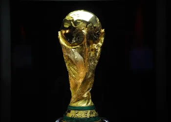 Rival do Cruzeiro faz proposta por atleta de Copa do Mundo