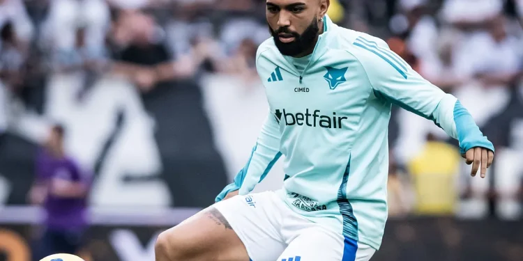 Gabigol decide por conta própria e fica onde está