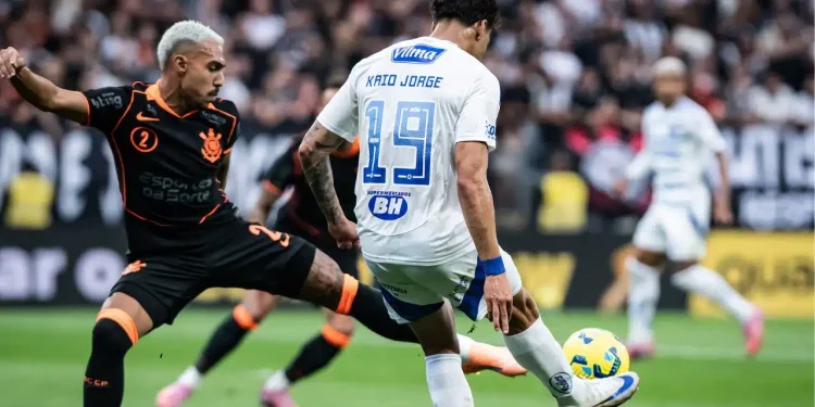 Afundou o Cruzeiro na Copa do Brasil e agora está desfilando com carro de R$ 7,8 milhões por aí