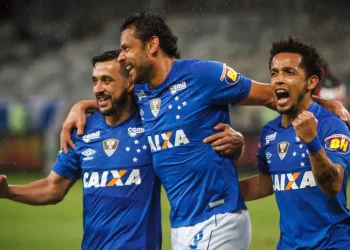 Fred puxou a fila e Robinho tem uma nova profissão no futebol