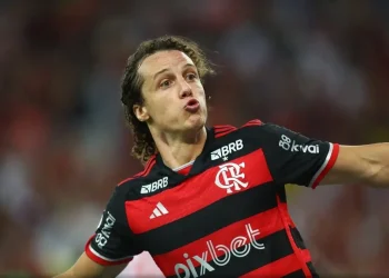David Luiz assume as rédeas na carreira e decide virar treinador