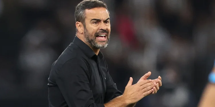 Multa para tirar Artur Jorge do Catar deixaria Pedrinho menos rico