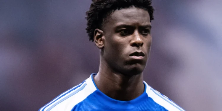 Tite trava venda de Jonathan Jesus ao Zenit