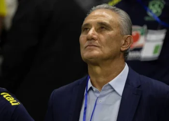 Tite gera influência e pode ajudar Cruzeiro a contratar defensor