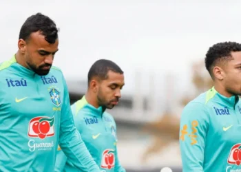 Pedrinho é avisado e já separa o dinheiro para contratar parceiro de Fabrício Bruno