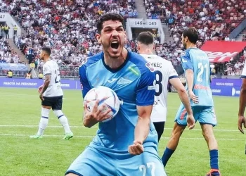 Por R$ 50 milhões, Cruzeiro contrata Nino para fazer dupla com Fabrício Bruno