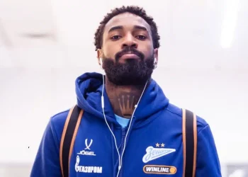 Dirigente admite dificuldade do Cruzeiro em chegar a acordo por Gerson