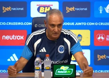 Tite abre o jogo sobre saída de atacante do Cruzeiro para rival