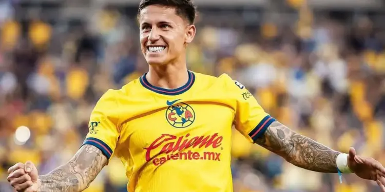 Por R$ 50 milhões, Cruzeiro recebe aval para assinar com Brian Rodríguez