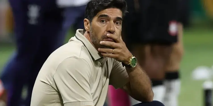 Palmeiras age nos bastidores e impede chegada de atacante ao Cruzeiro