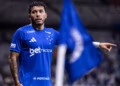 Com aval de Artur Jorge, William encaminha transferência no Cruzeiro