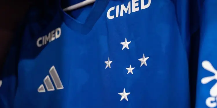 R$ 12 milhões e Cruzeiro assina com zagueiro badalado do futebol argentino