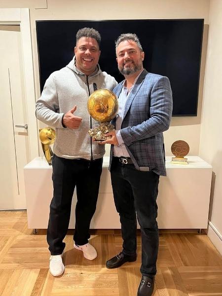 Ronaldo se encontra com ex-dirigente do Cruzeiro