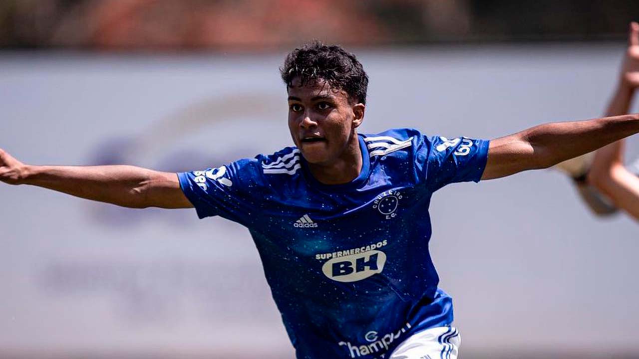 Cruzeiro vence o Atlético e é campeão mineiro no Sub-17