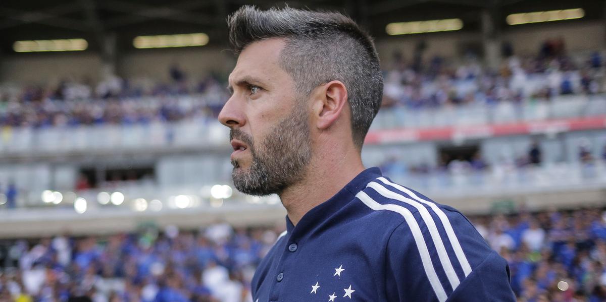 Pezzolano atinge marcas históricas no Cruzeiro