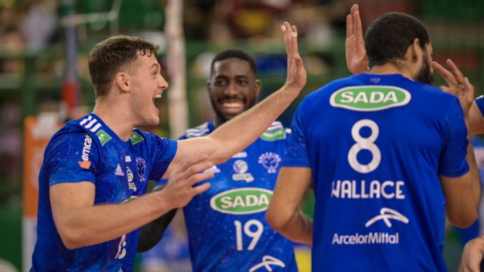 Cruzeiro não toma conhecimento e vence mais uma partida