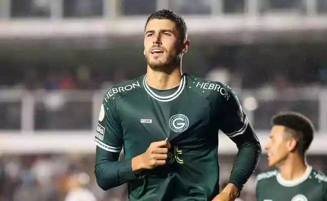 Cruzeiro sofre nas disputas por reforços e vai desistir de jogador que foi destaque na Série A