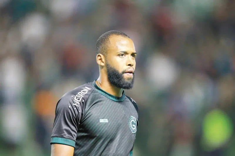 Na busca por peça estratégica, Cruzeiro pode encaminhar acerto com ex-zagueiro do Goiás