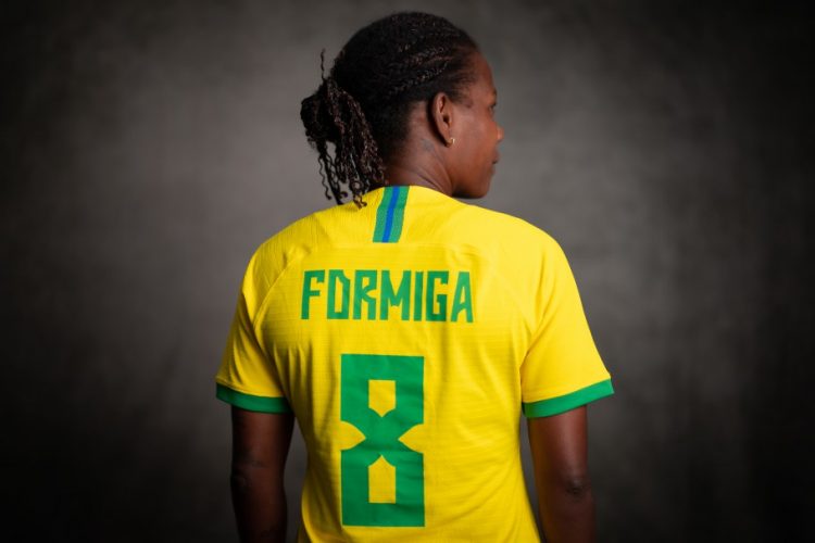 Elenco feminino do Cruzeiro se reapresenta e aguarda anúncio de Formiga
