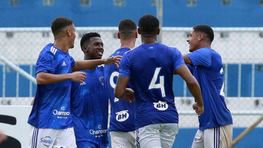 Cruzeiro não toma conhecimento e destrói adversário com goleada na Copinha