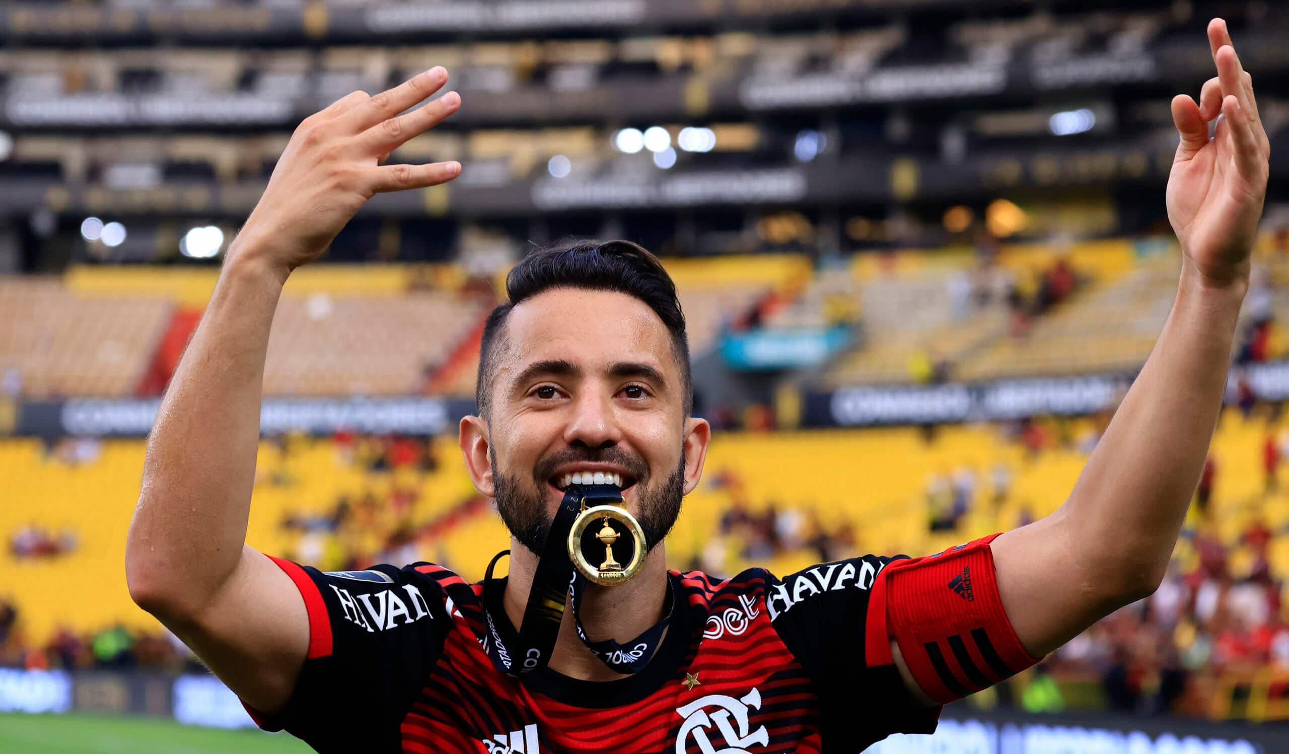 Everton Ribeiro