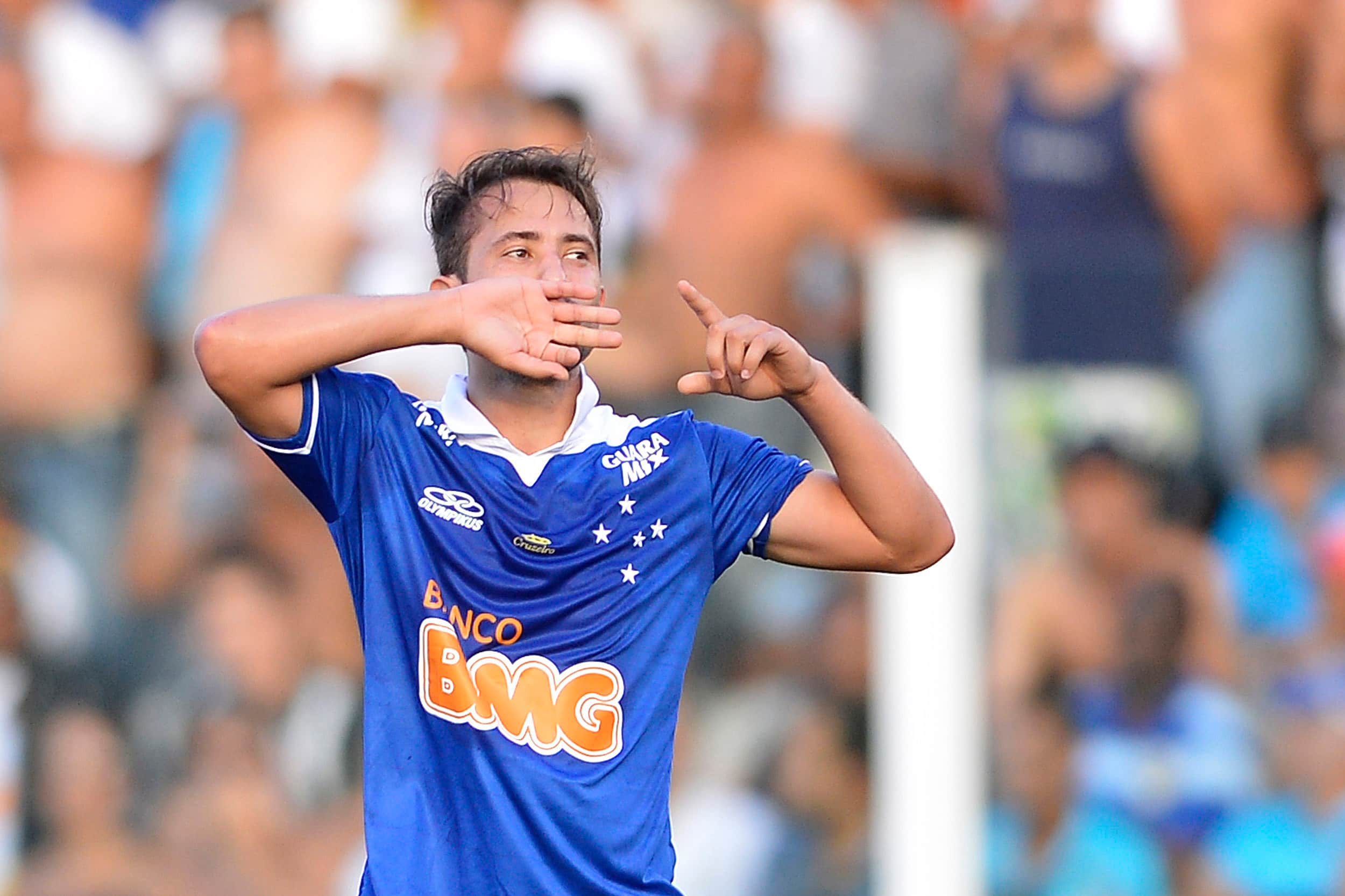 Everton Ribeiro