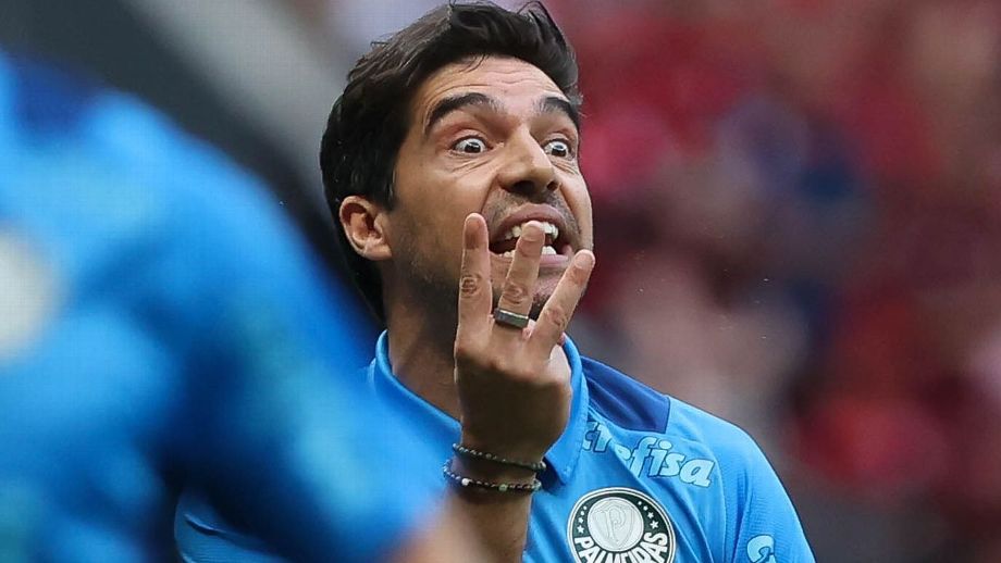 Técnico do Palmeiras engrandece o Cruzeiro para a mídia europeia