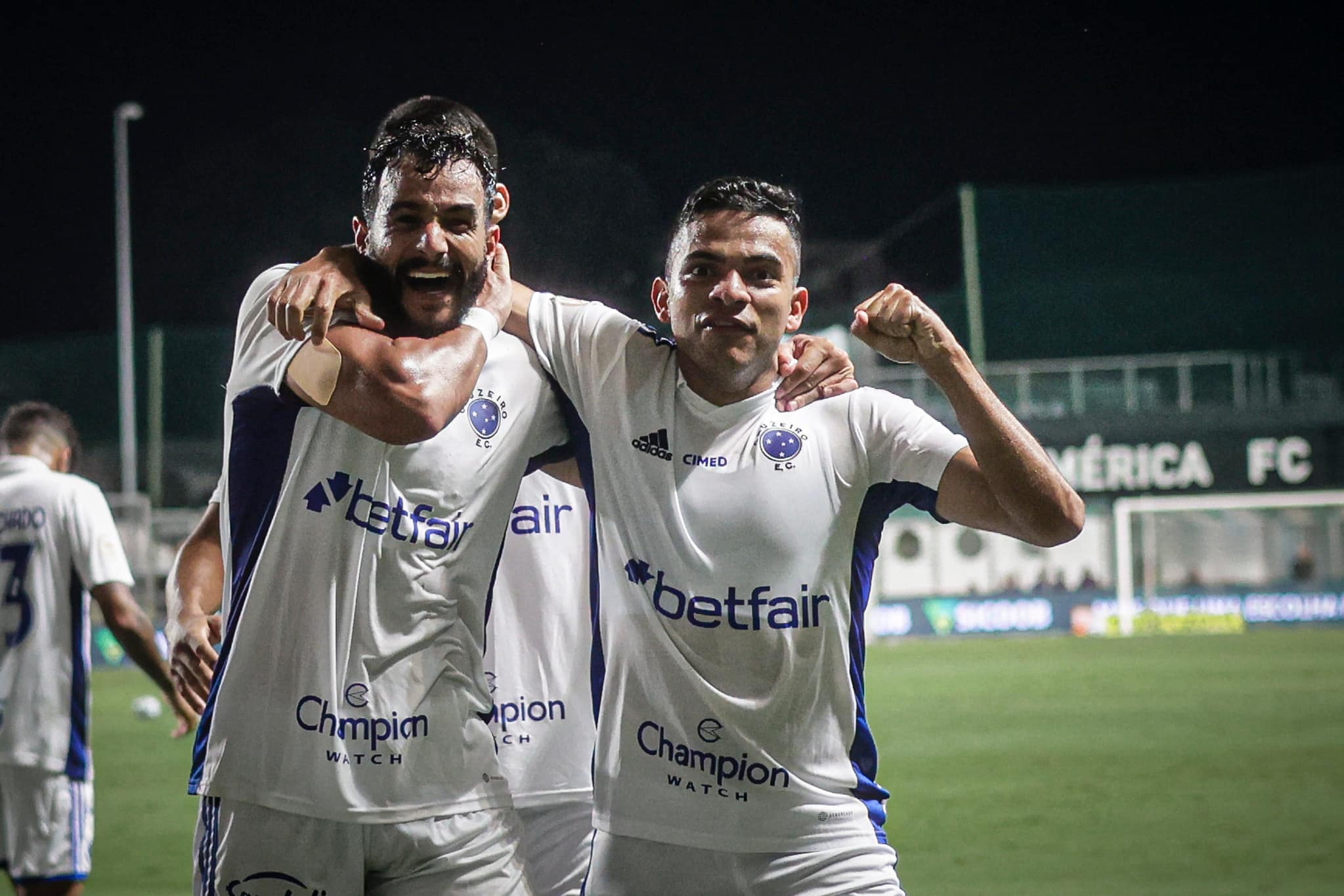 Cruzeiro Bruno e Dourado