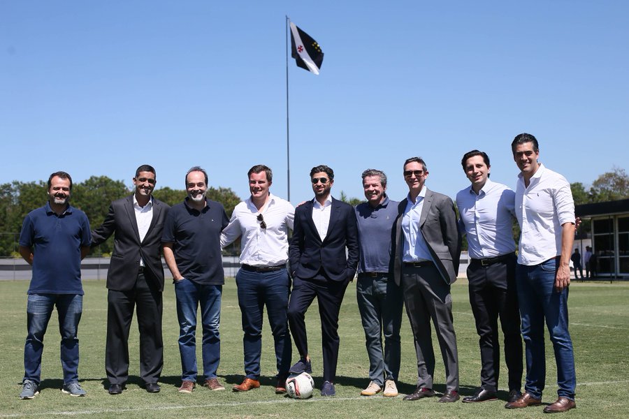 Vasco atrasa salários e prova que Cruzeiro tem a melhor SAF do Brasil