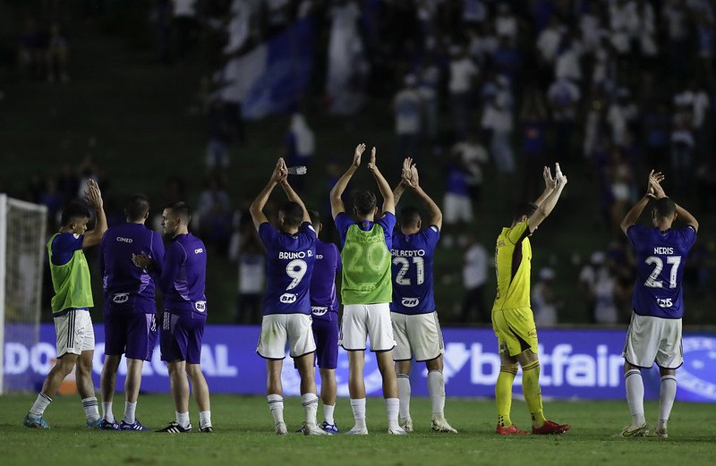 Jornalista encontra solução ideal para melhorar a situação do Cruzeiro