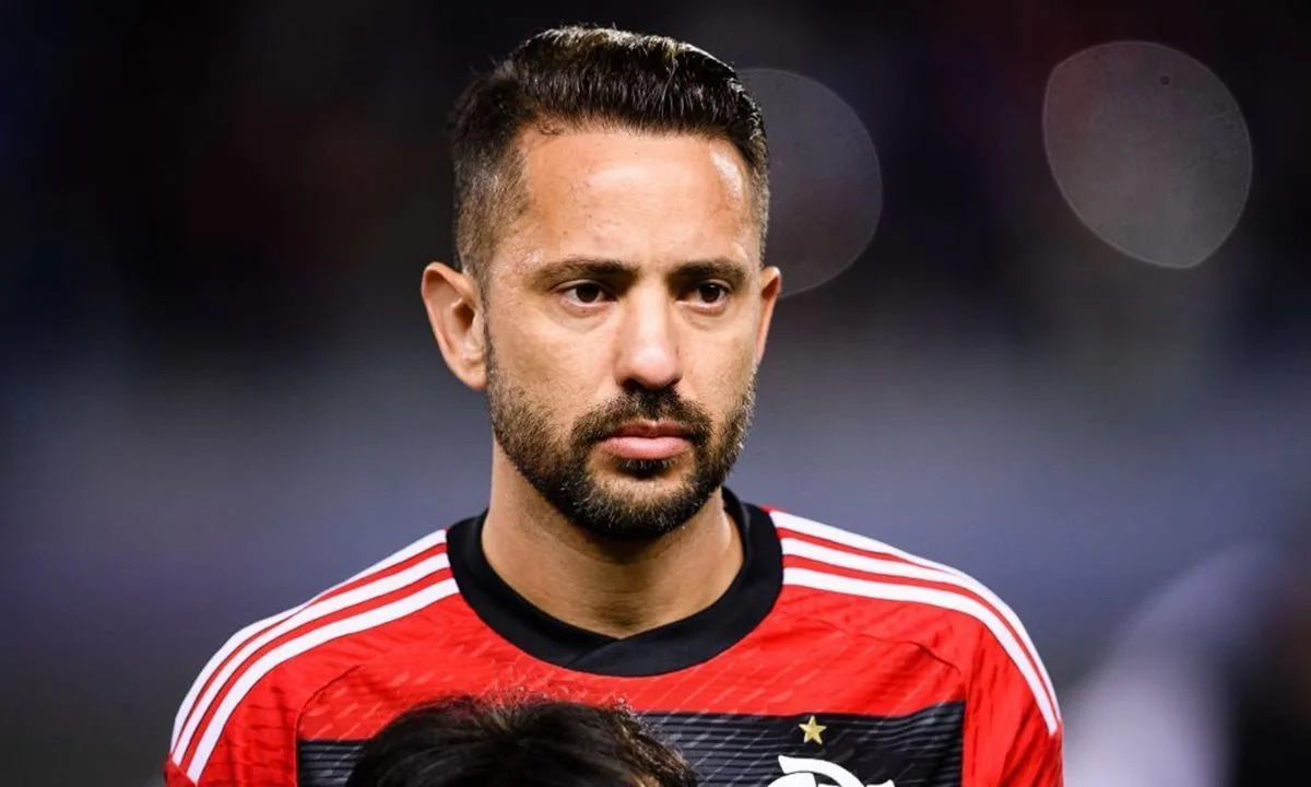 Everton Ribeiro. Foto: Reprodução.