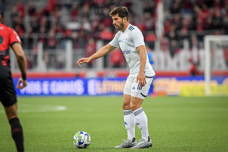 LUCAS-SILVA-CRUZEIRO