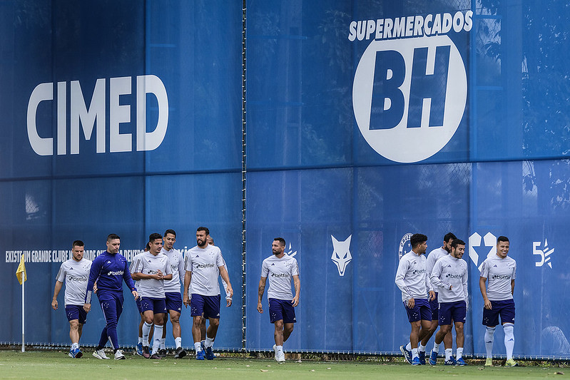 atleta - cruzeiro