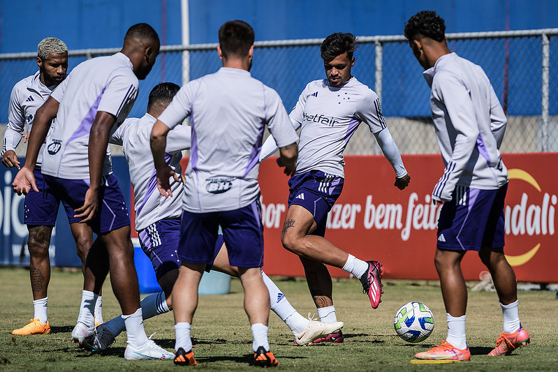 cruzeiro-jogadores-deixaram