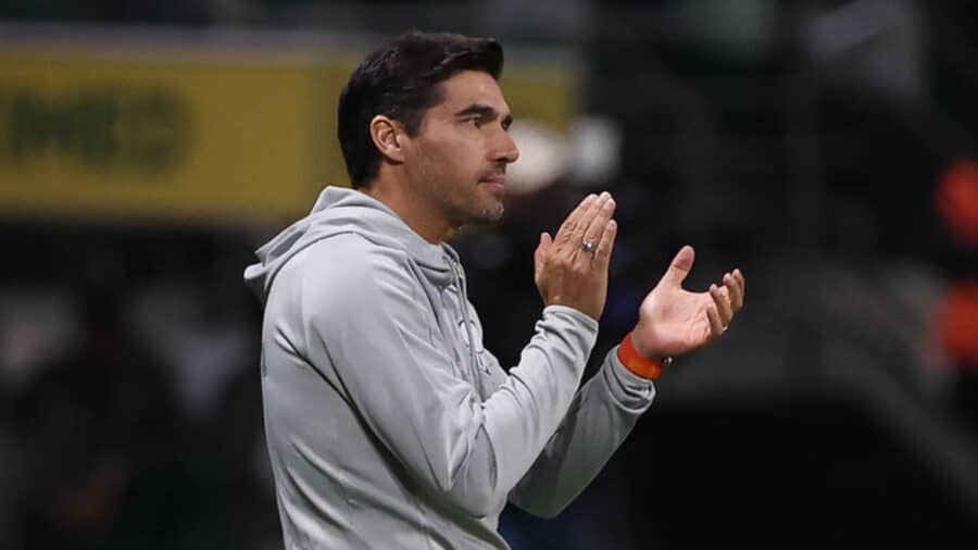 Abel Ferreira não poupou palavras para o Cruzeiro depois do jogo