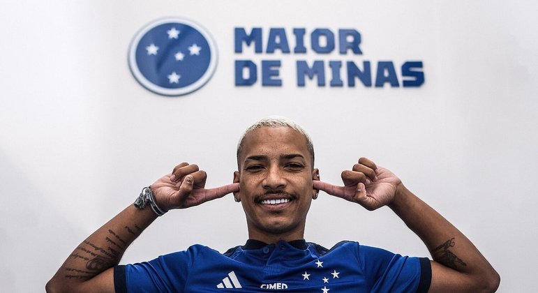 Matheus Pereira publica mensagem enigmática e enlouquece a torcida do Cruzeiro