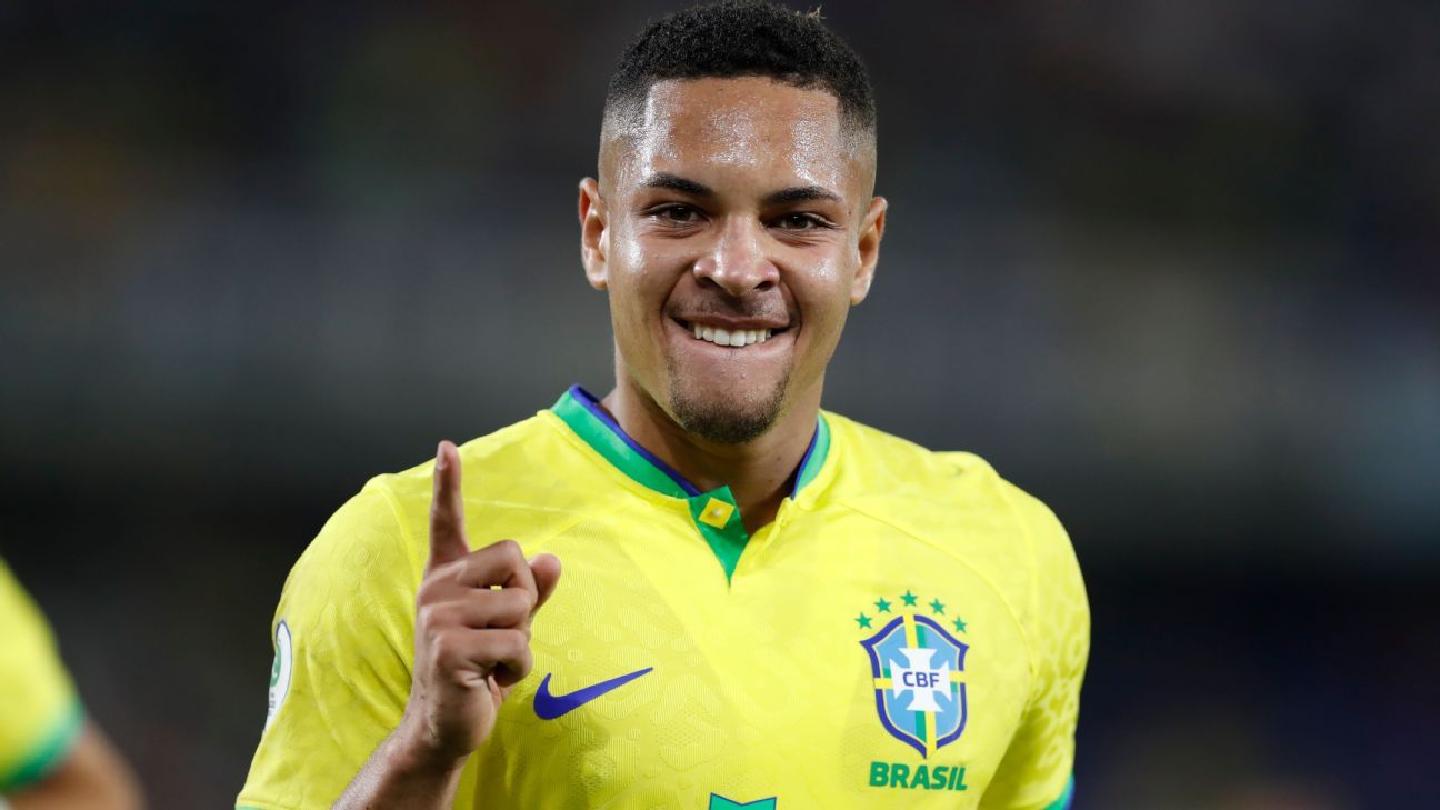 vitor roque selecao