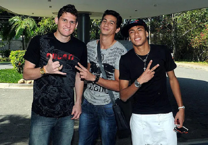 Quase ninguém lembra, Rafael Cabral foi um dos primeiros parças de Neymar