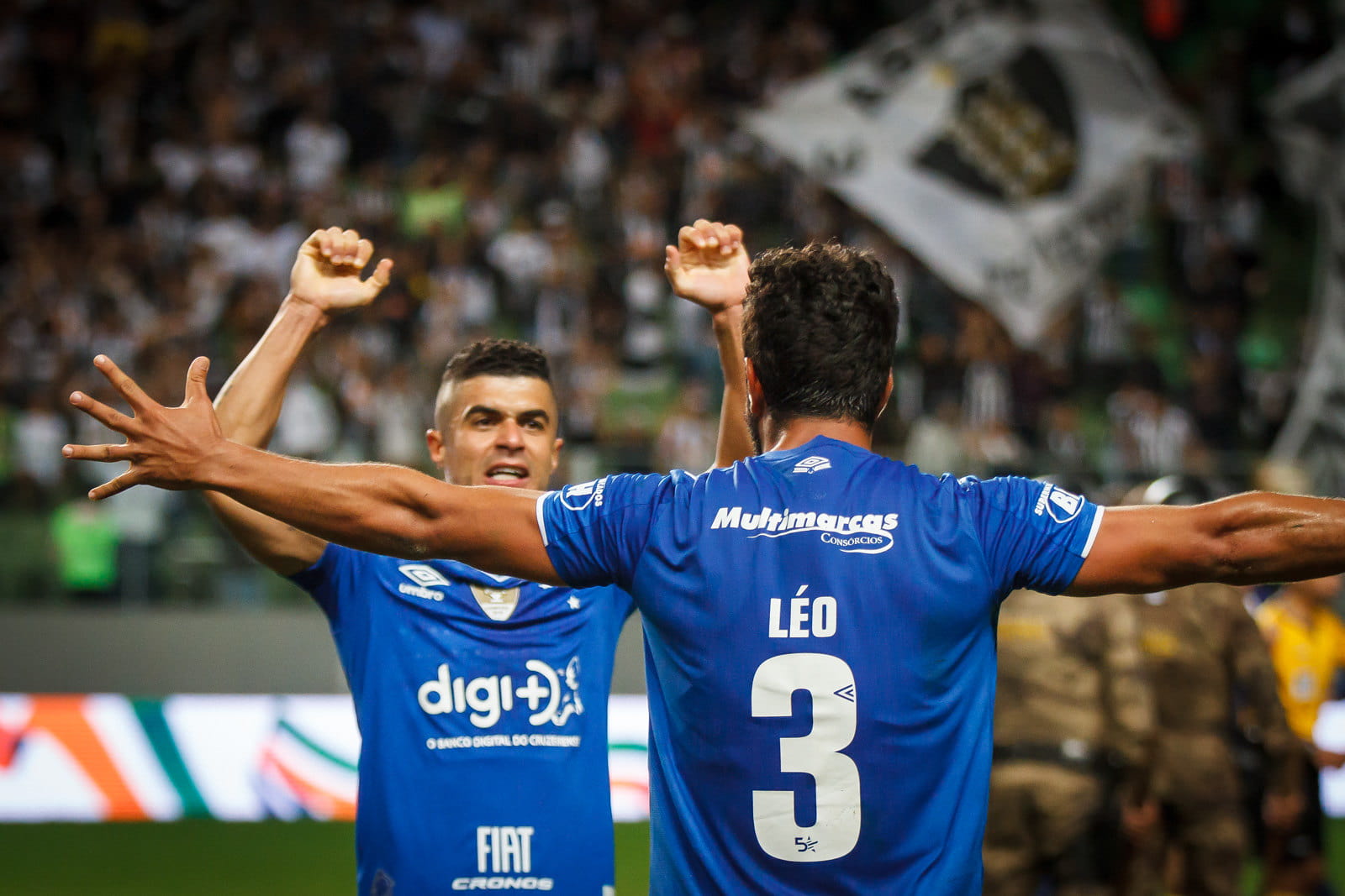 Cruzeiro Egídio e Leo