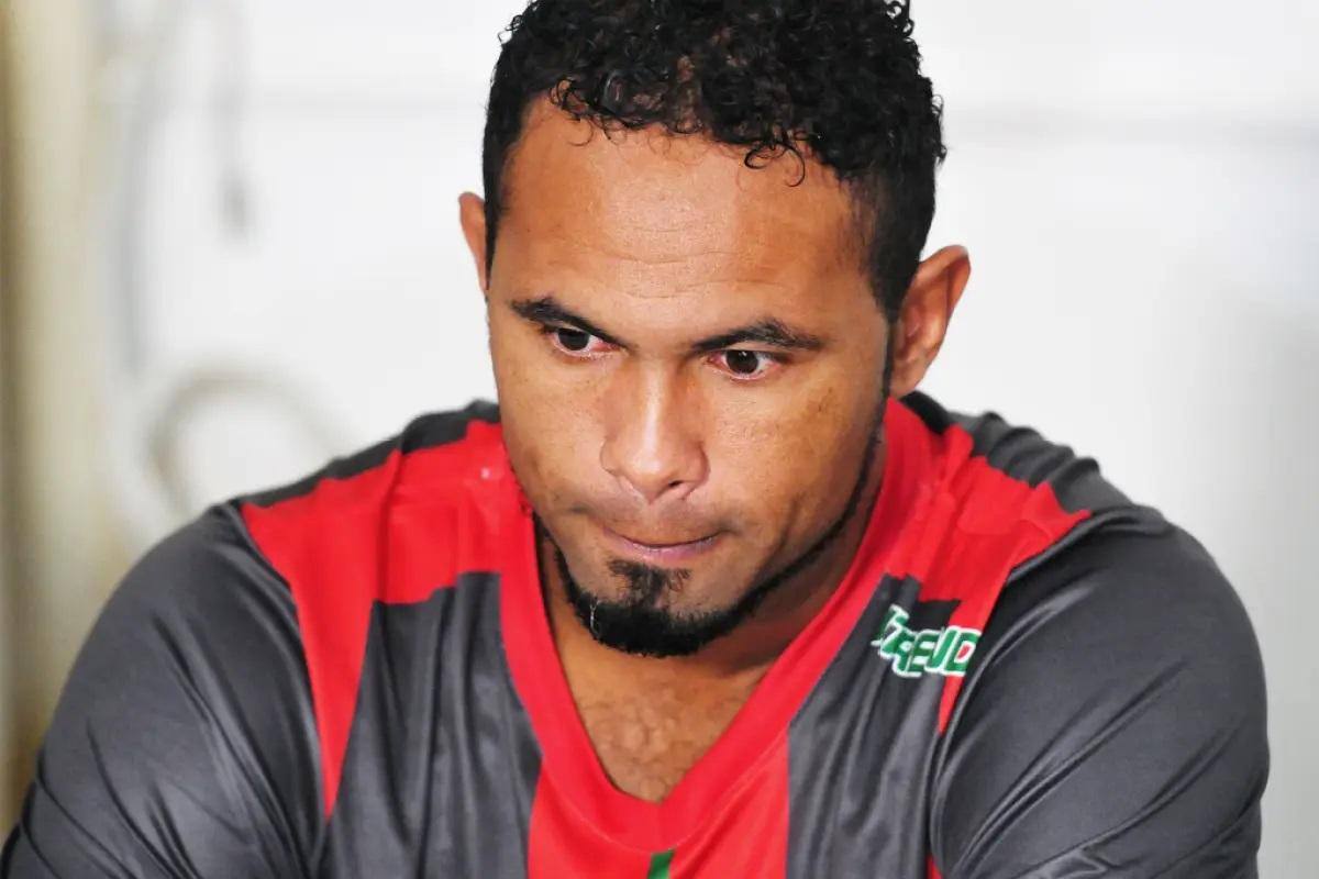 Goleiro Bruno está com nova profissão no futebol