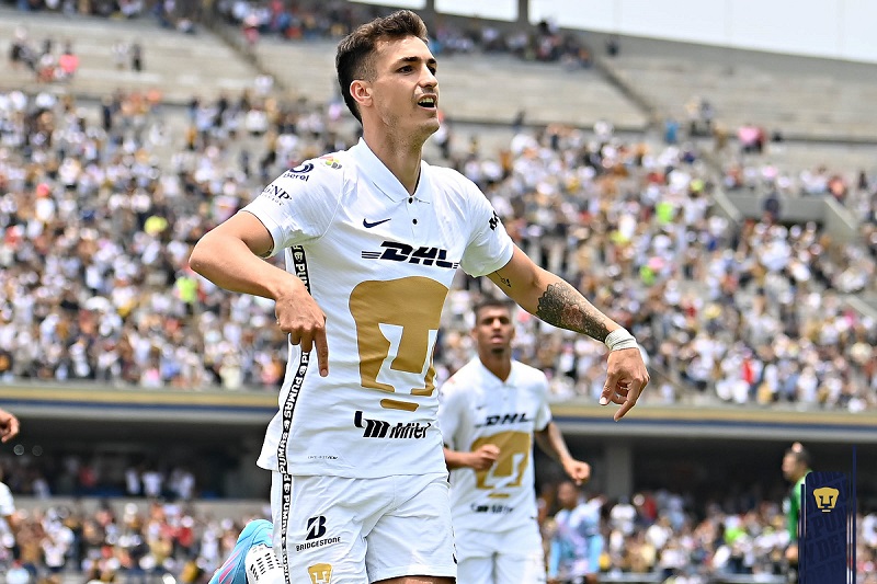 Juan Dinenno pelo Pumas
