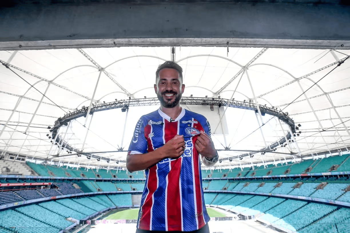 Everton Ribeiro