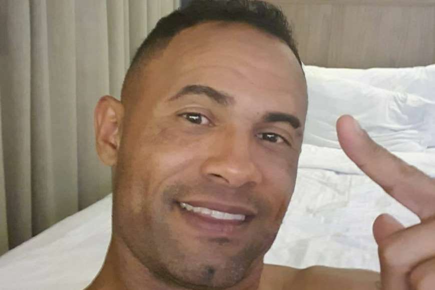 Filho do Goleiro Bruno assina primeiro contrato com time rubro-negro