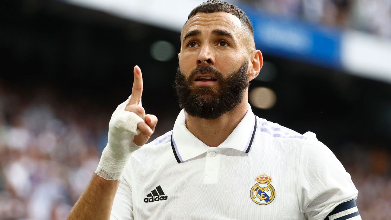 Benzema é do Galo, já vestiu a camisa e alegrou a torcida