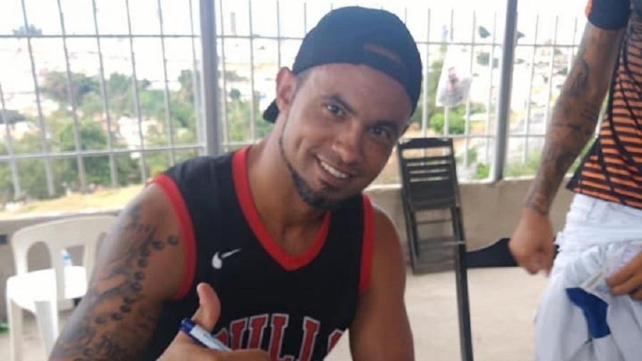R$ 500 mil mensais e luvas milionárias: Goleiro Bruno assinou pré-contrato com gigante