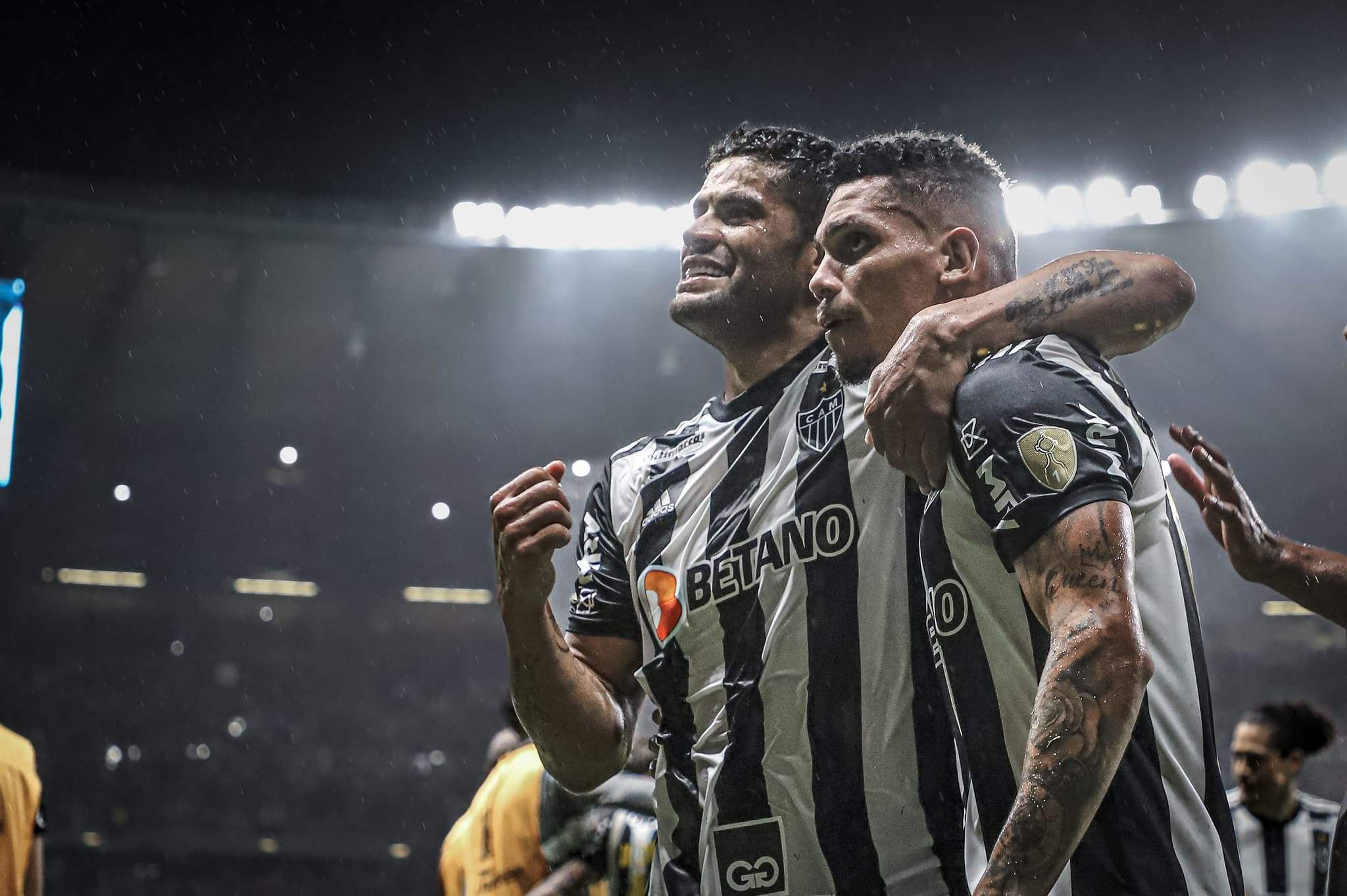 Artilheiro do Atlético é suspenso e vira problema antes de enfrentar o Cruzeiro