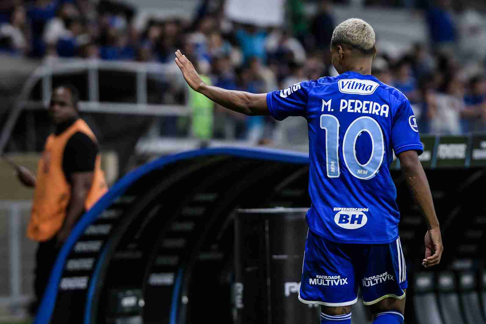 Seabra precisou tomar decisão difícil e Matheus Pereira não joga mais pelo Cruzeiro